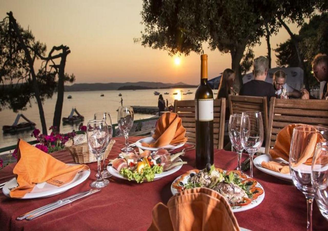 Summertime By Pearl Of The Biograd Biograd Na Moru Dış mekan fotoğraf